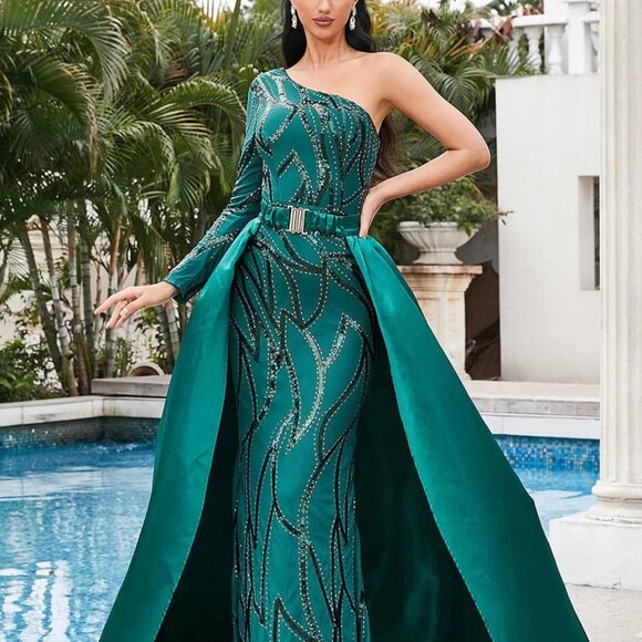 Elegant One-Shoulder Sequin Evening Dress with Open Back